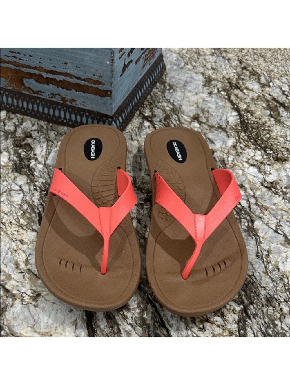 3/$10 Okabashi Women's Coral Flip Flop Sandals Size M/L
